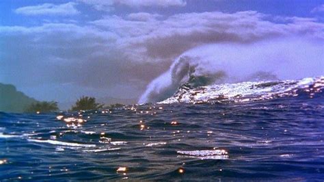 largest tsunami recorded|boxing day tsunami.